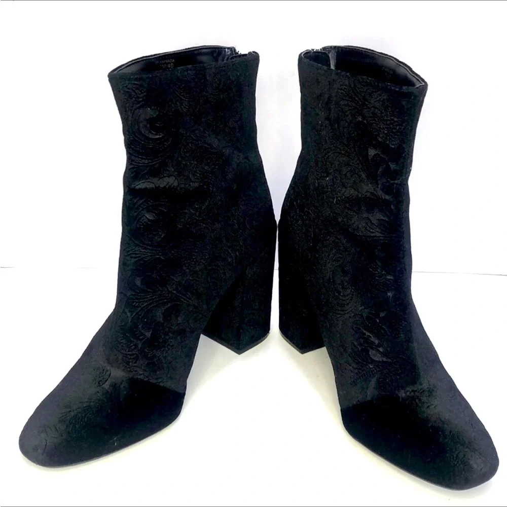Jessica Simpson Black Velvet Jacquard Block Heel Boots size 10